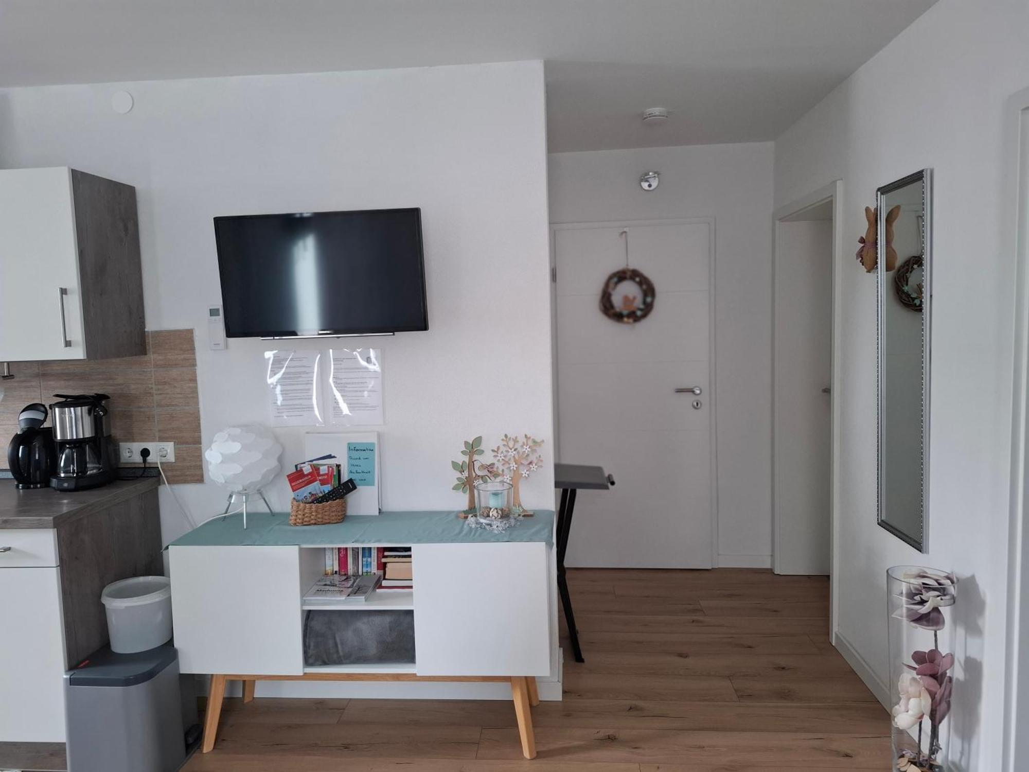 Ferienwohnung Am Blumenberg 바트메르겐하임 외부 사진
